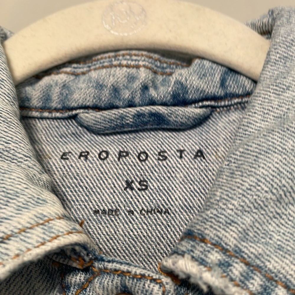 AEROPOSTALE EMBROIDERED PEACOCK DENIM JACKET SIZE XS - Picture 5 of 6